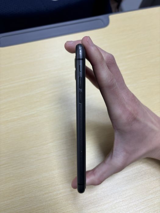 Айфон 11 обмен на хр или х