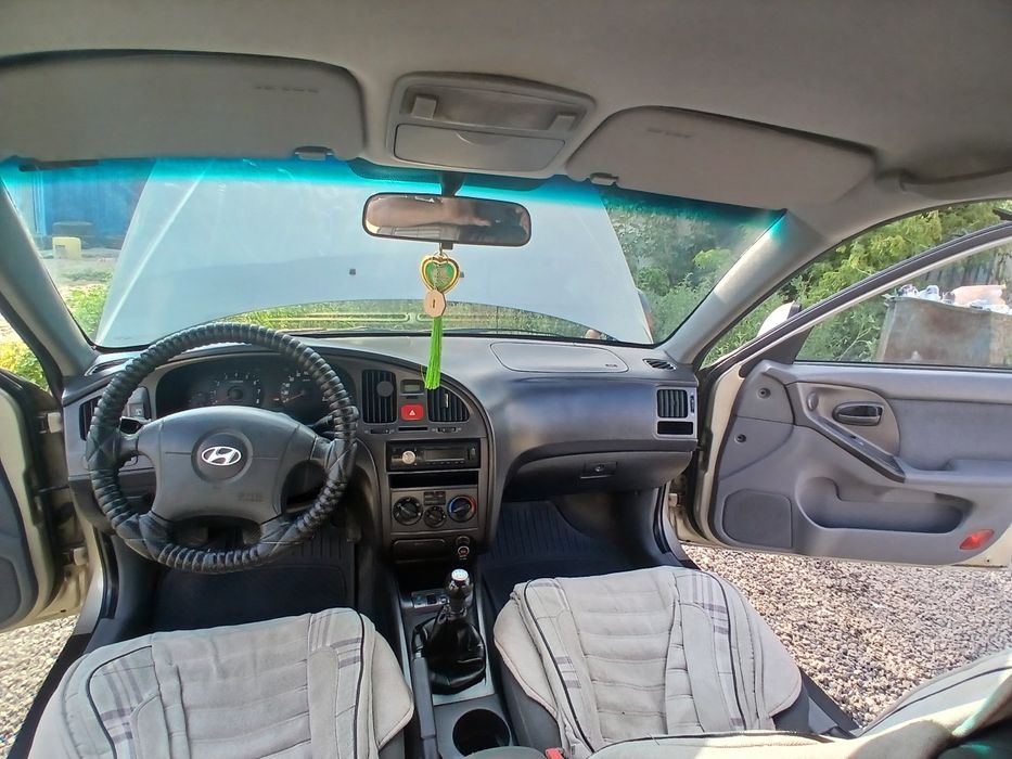 Hyundai Elantra продам