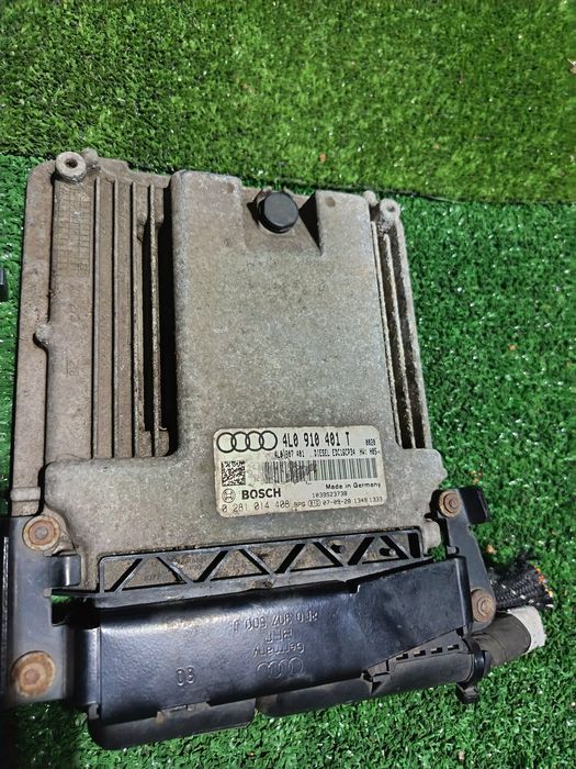 Компютър ECU с ключ и ключалка за Audi Q7 3.0TDI