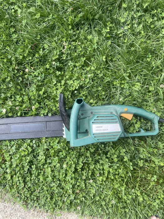 Motofierastrau electric, 1800 W, lama 35 cm, 220-240 V, 5 kg