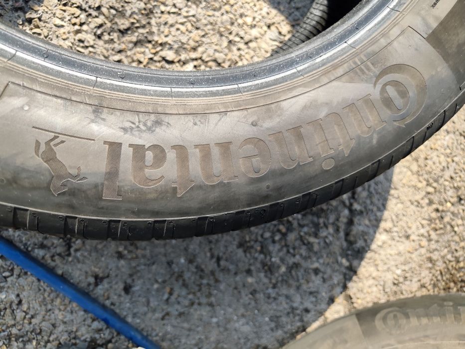 225/55/17" 2бр Continental eco contact 6,dot3520,6mm