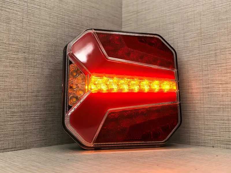 LED стопове DARK – комплект 2 броя с динамичен мигач, черен корпус