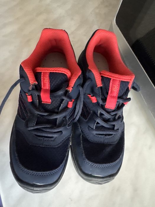 Pantofi drumetie Dechatlon