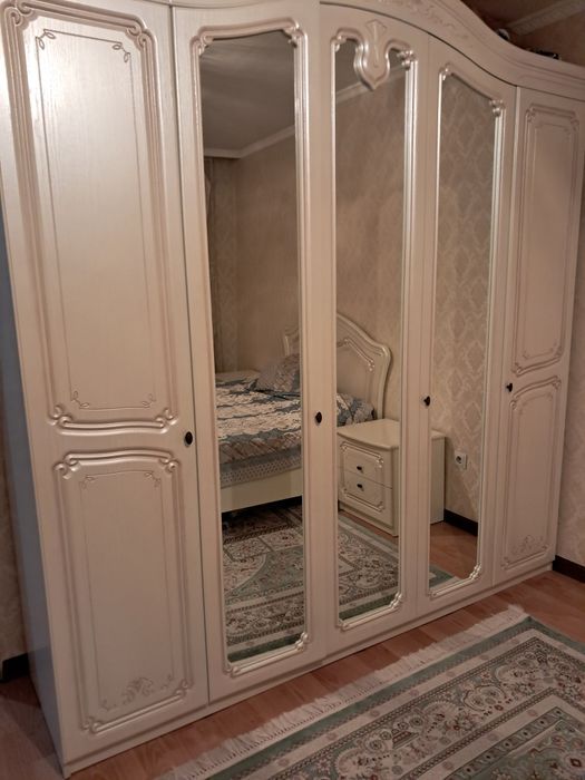 Мебель для спальной