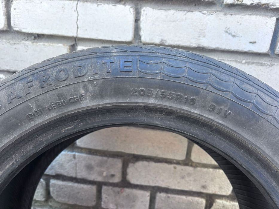 Продам шины без порезов и грыж