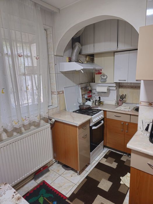 Investiție! 2 camere, etaj 1, centrală proprie, preț bun