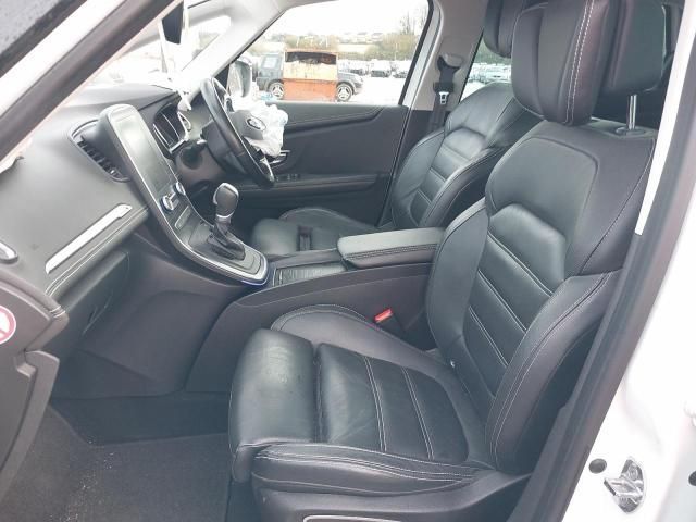 Dezmembrez Renault Scenic 4 [2017 - 2020] Minivan 5-usi 1.3 Benzina