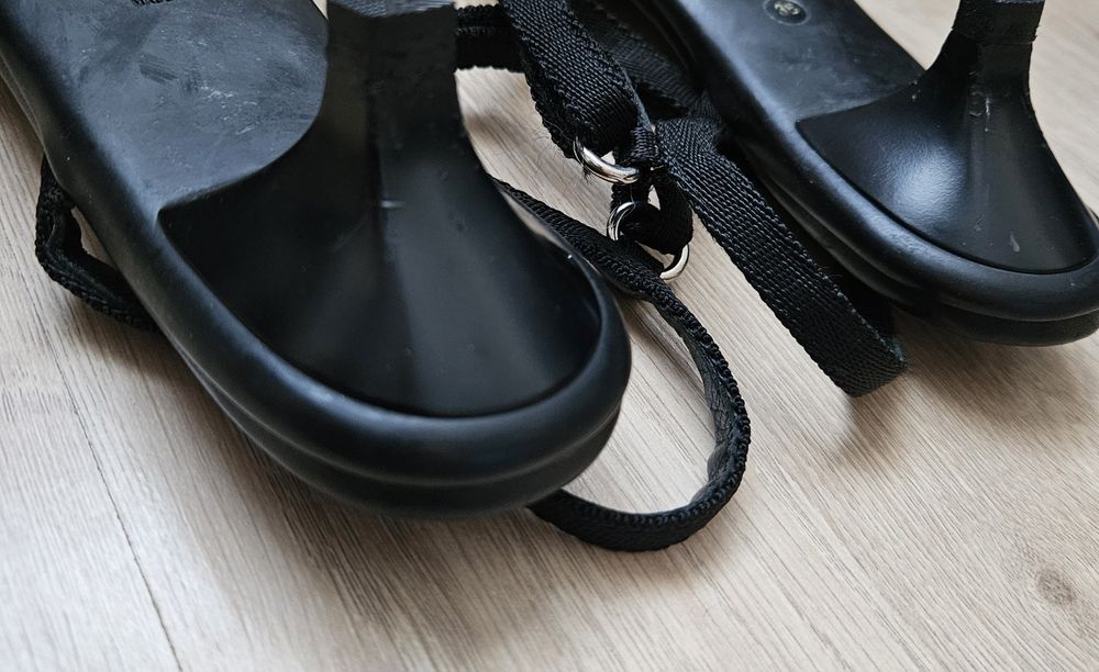 Prada Vintage T-Strap сандали