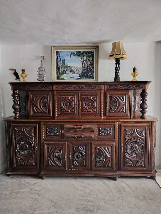 Bufet , comodă din lemn masiv de Mahon