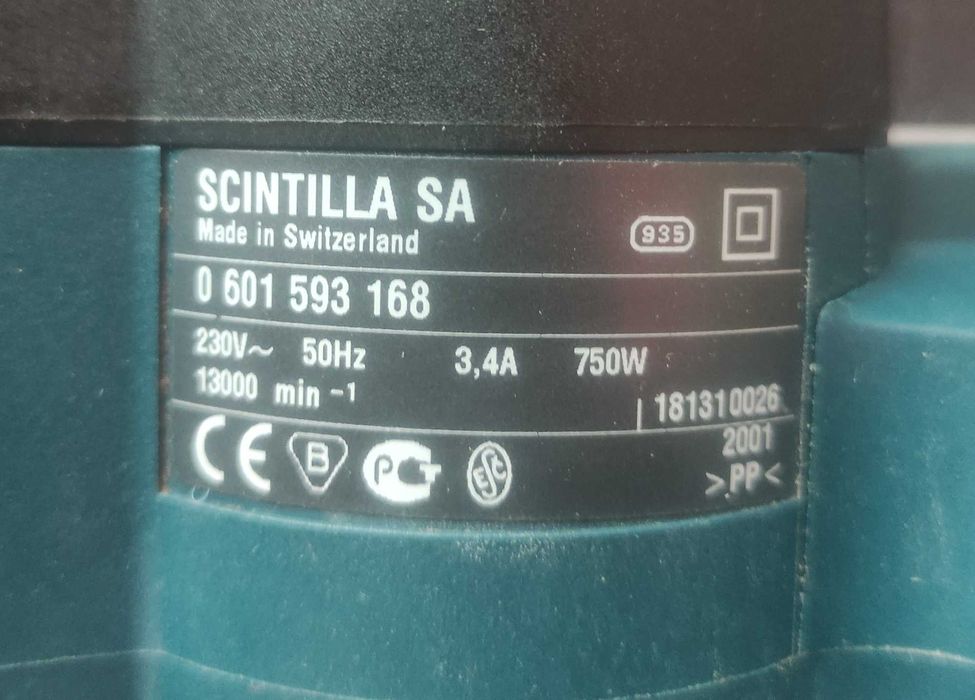 Електрическо Ренде Bosch GHO 31-82