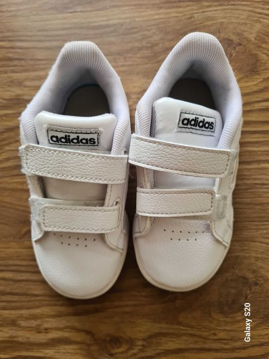 Детски оригинални кецове adidas