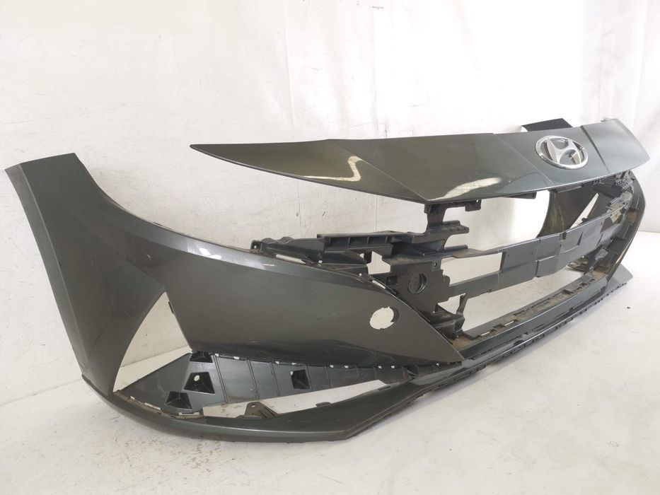 Предна броня Хюндай Еланта / Hyundai Elantra CN7 Оригинална В Добро Съ