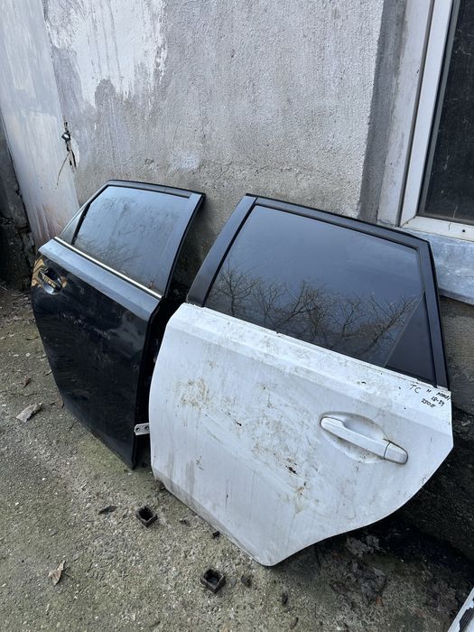 Врати Toyota Corolla 18-24