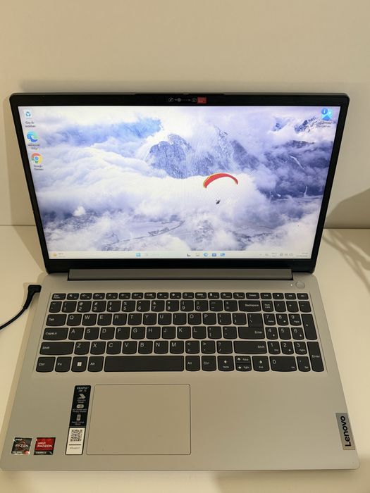 Laptop Lenovo IdeaPad 1