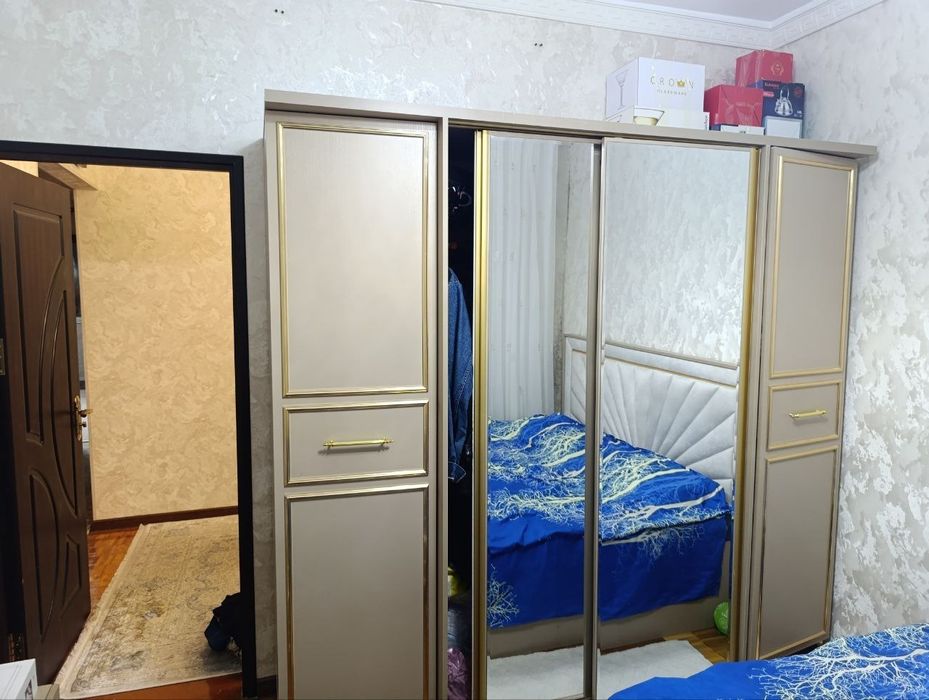 Срочно Продаётся Юнусобод 19-квартал 4/4/5