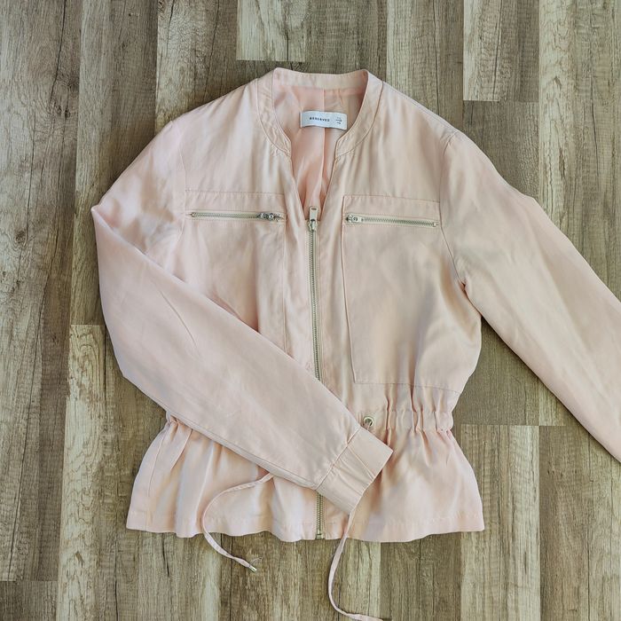 Дамско яке Reserved