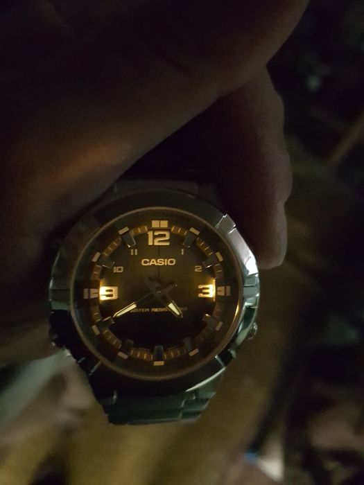 CASIO AMW-870DA-2A2VDF