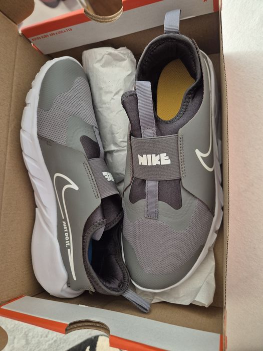 Incaltaminte dama Nike mar 39 . Ca noi . Originali