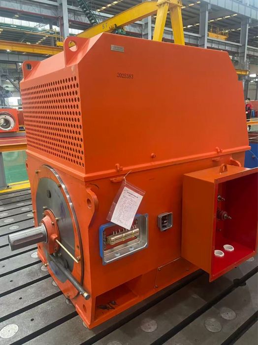 Промышленный электродвигатель ДАЗО