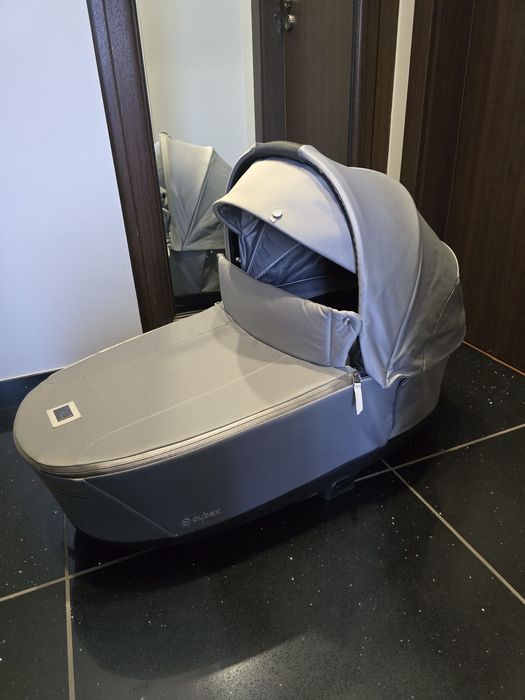 Количка Cybex Priam- летен и зимен кош