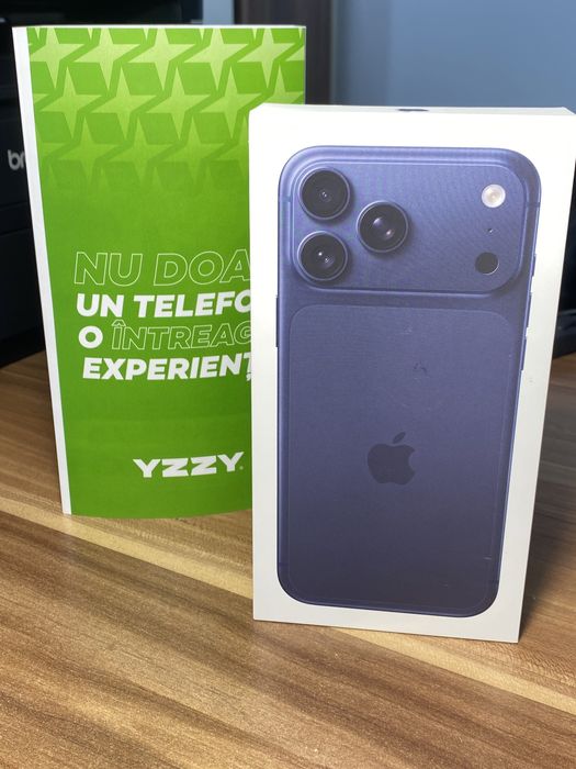 iPhone 17 Pro Max • 256 GB • Deep Blue