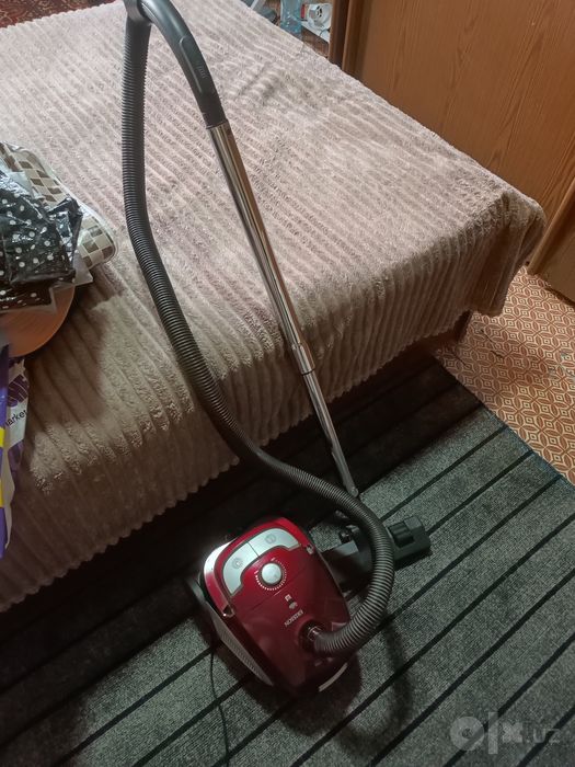 Продаётся пылесос LG