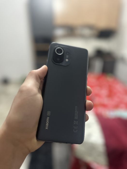 Аифон 11про макс и Сиоми ми 11