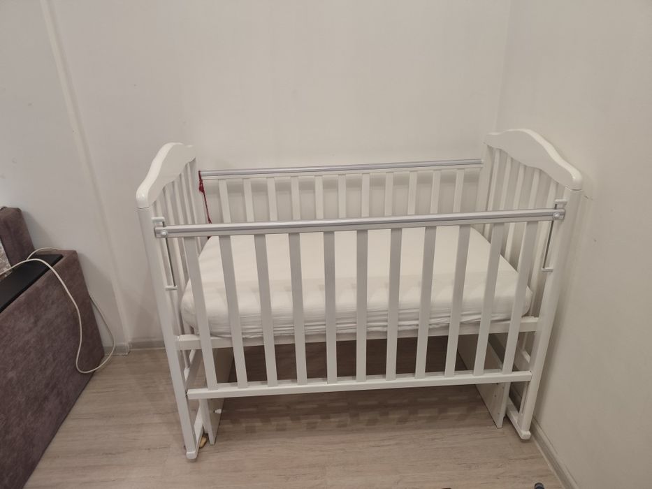 Манеж для крупных младенцев. Очень крепкий