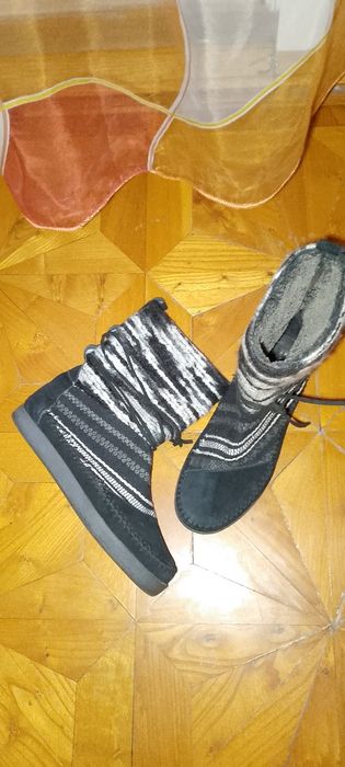 Тoms утеплённые сапоги.