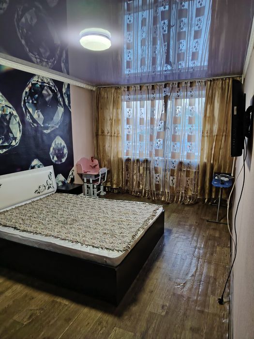 Сдаю 3 комнатную квартиру