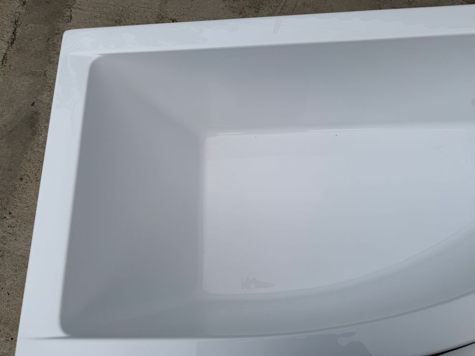 Cada pentru baie nefolosita