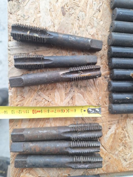 Set Burghie, Freze, Filete metrice, Filiere tarozi