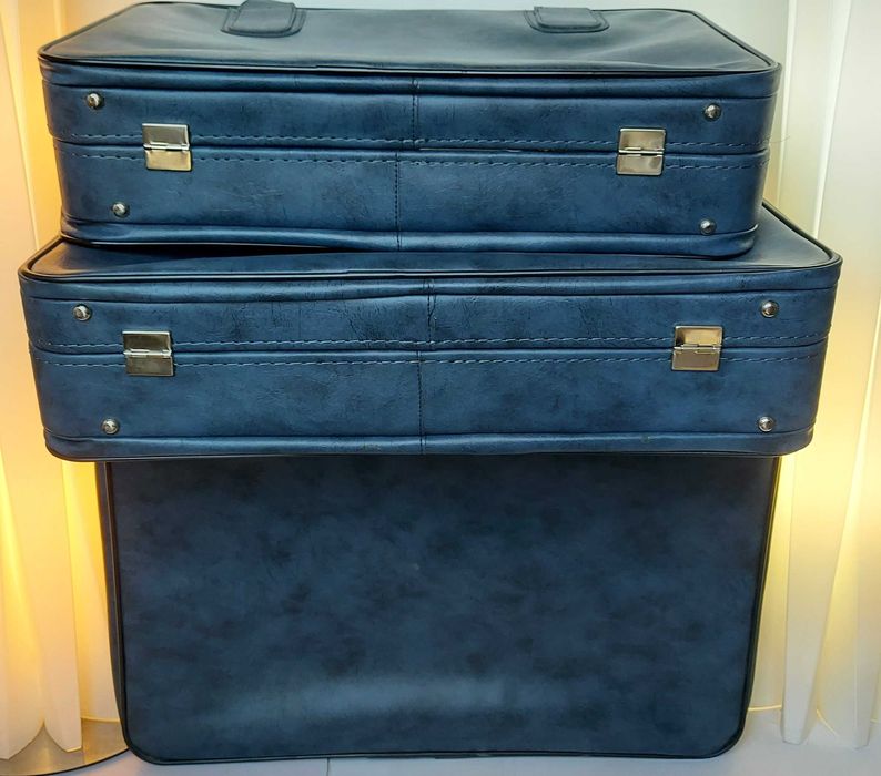 Куфари 3 размера в едно. Комплект. Налични в три цвята. Ретро дизайн.