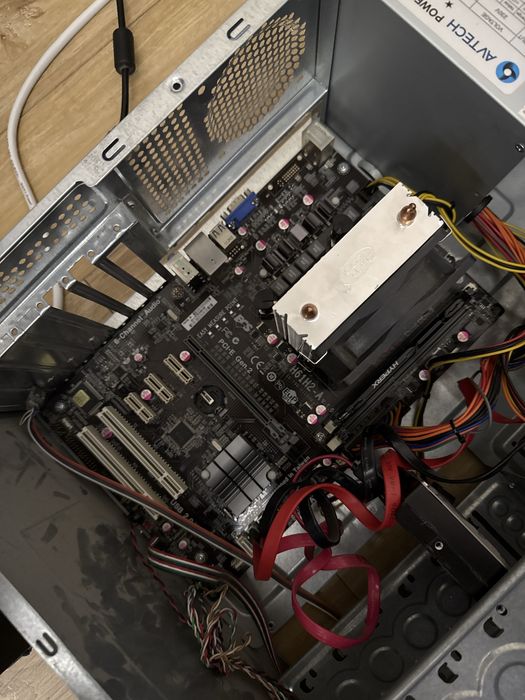 Продам ECS H61+ G1620 intel+ Blok 450W