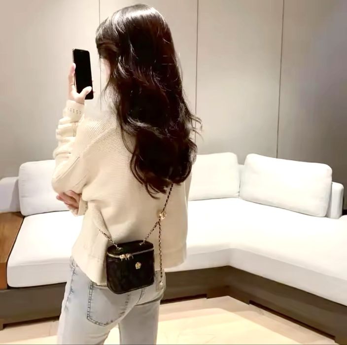 Дамска Мини черна чантичка