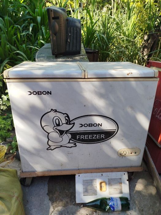 Срочно продаётся морозильник