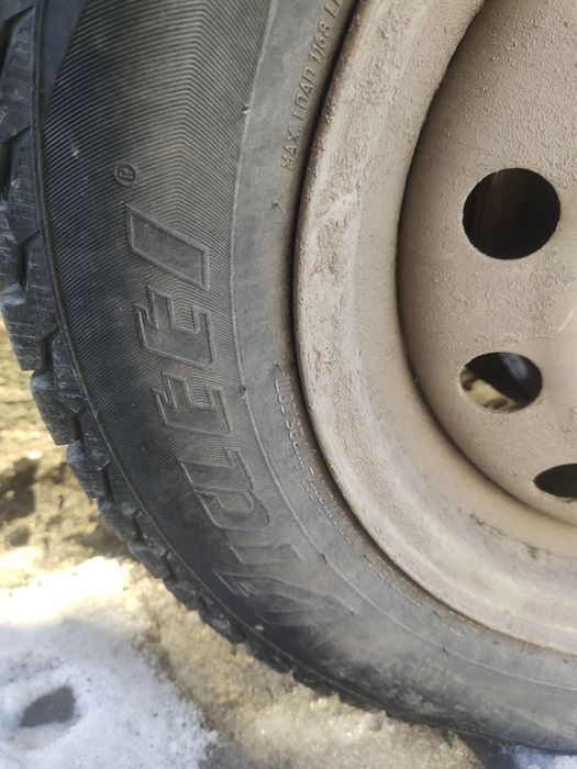 Зимние шины в комплекте
