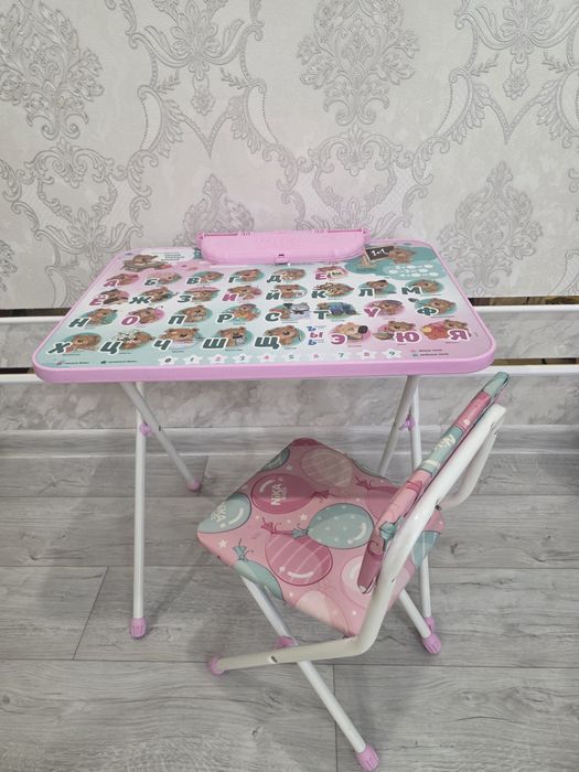 Продам парту для девочки