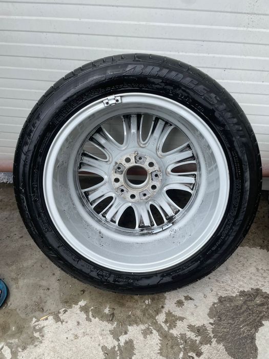 Летни гуми и джанти за BMW 5 Series (E60)