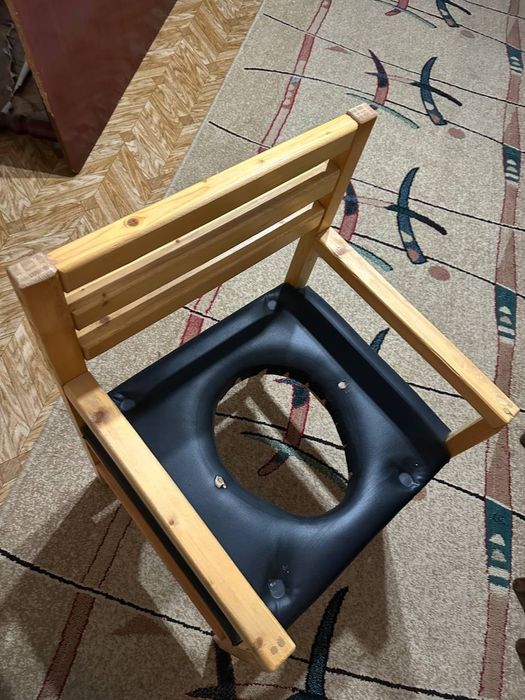 Табуретный горшок