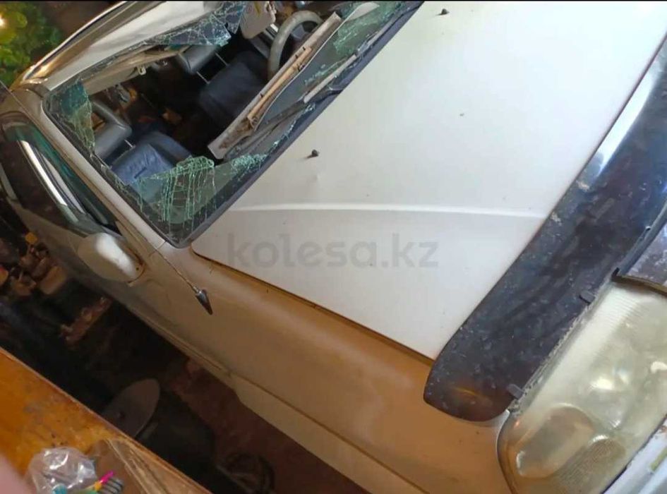 Suzuki grand vitara XL 7 2001 гв