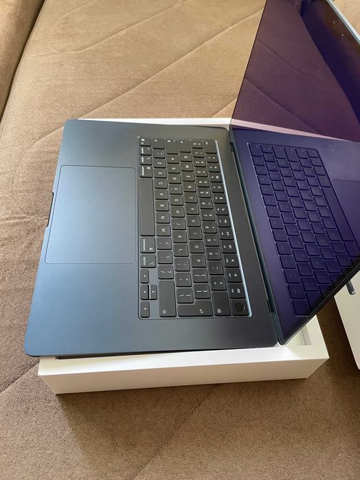 15,3" M4 Apple MacBook Air A3241(2025)-10 Cores CPU/10-Core GPU