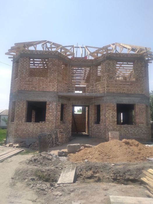 Уй сотилади.Жомбой Халвойи кишлоги