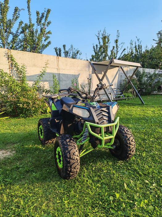 Vând ATV  Commander 125 cc