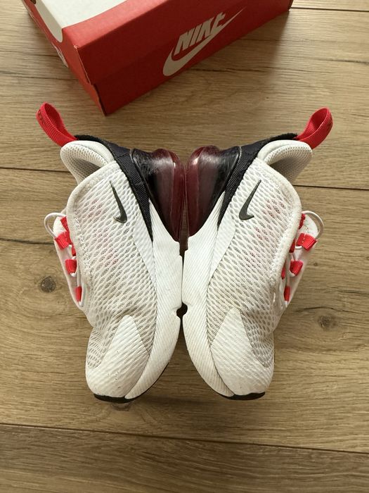 Детски маратонки Nike Air Max 270, унисекс