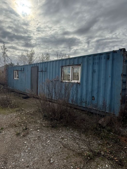 контейнеры 40т утепленные , с дверьми и окнами