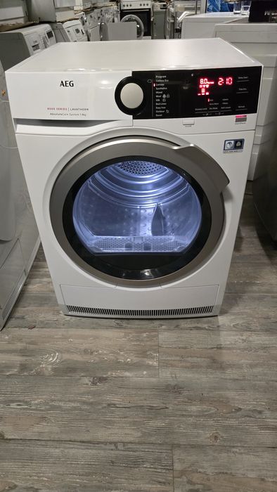 Сушилня AEG 8kg термо помпа