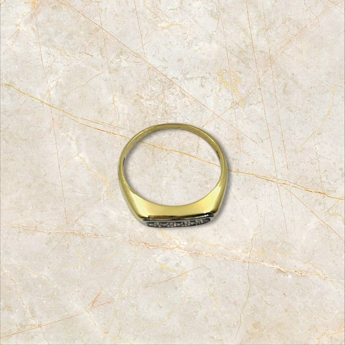 Френски златен пръстен 18к 0.25ct диаманти