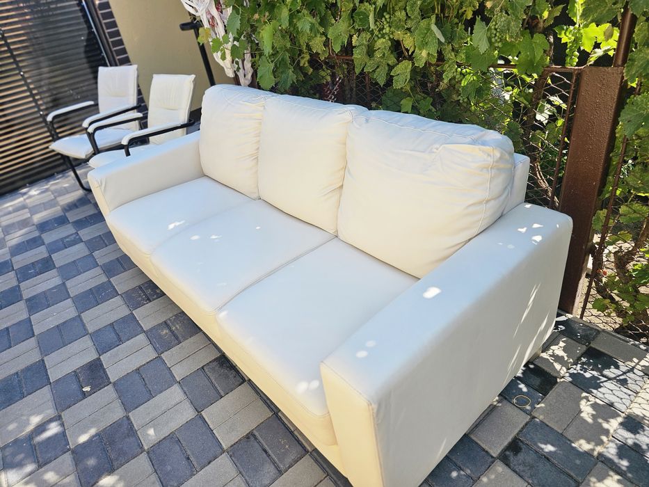 Cuiere plastic 50lei