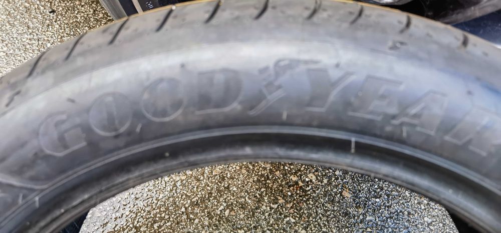 Чисто НОВИ 205 50 17 Goodyear